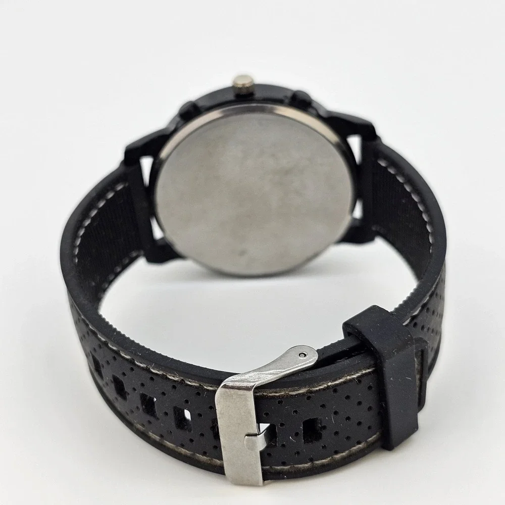 Men's Watch 44MM Black Dial Black‎ Plastic Bands New Battery